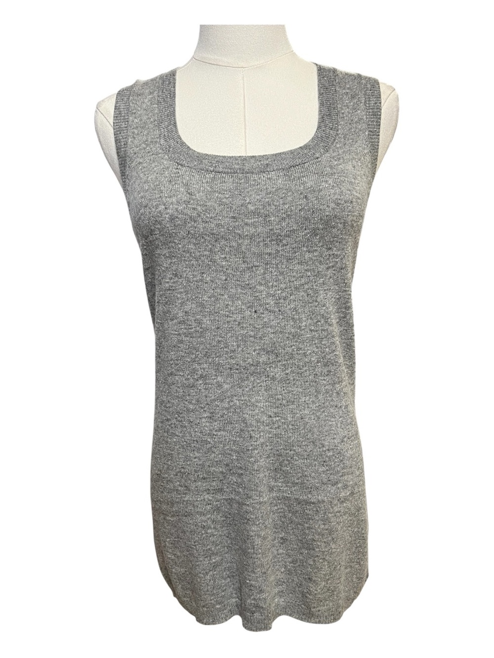 🆕 NWT BCBGMAXAZRIA Heather Gray Angora Wool Sleeveless Sweater | Size M